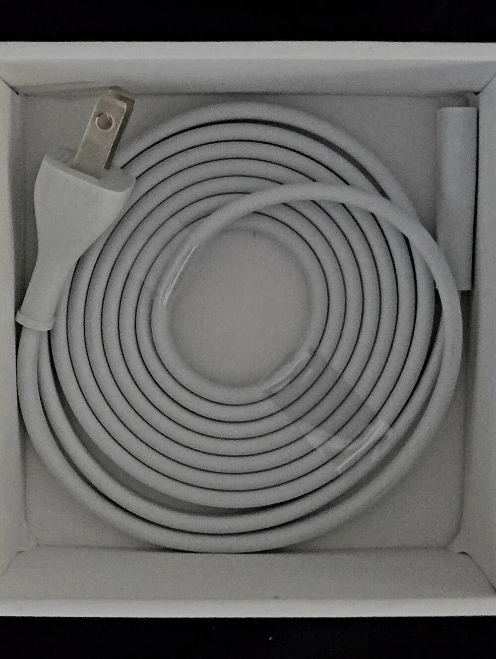 Apple AirPort Express 802.11n Dual-Band Wi-Fi Router A1392 White MC414LL/A NOB
